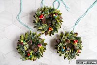 Little Wreaths, Big Christmas Spirit