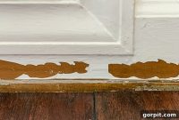 Easy Ways to Repair Chipped Baseboards