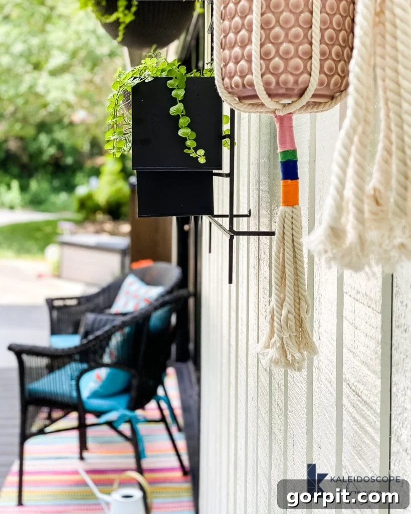 macrame plant hangers close up