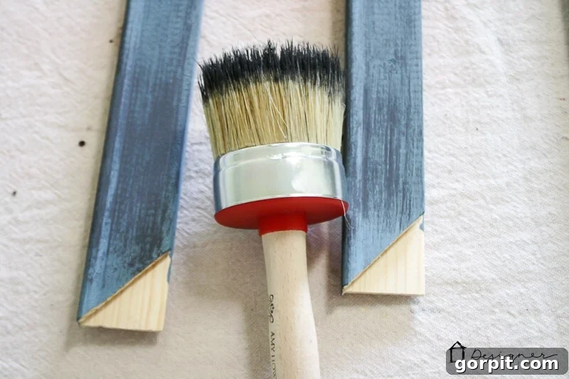 Painting canvas stretcher bars for DIY picture frame